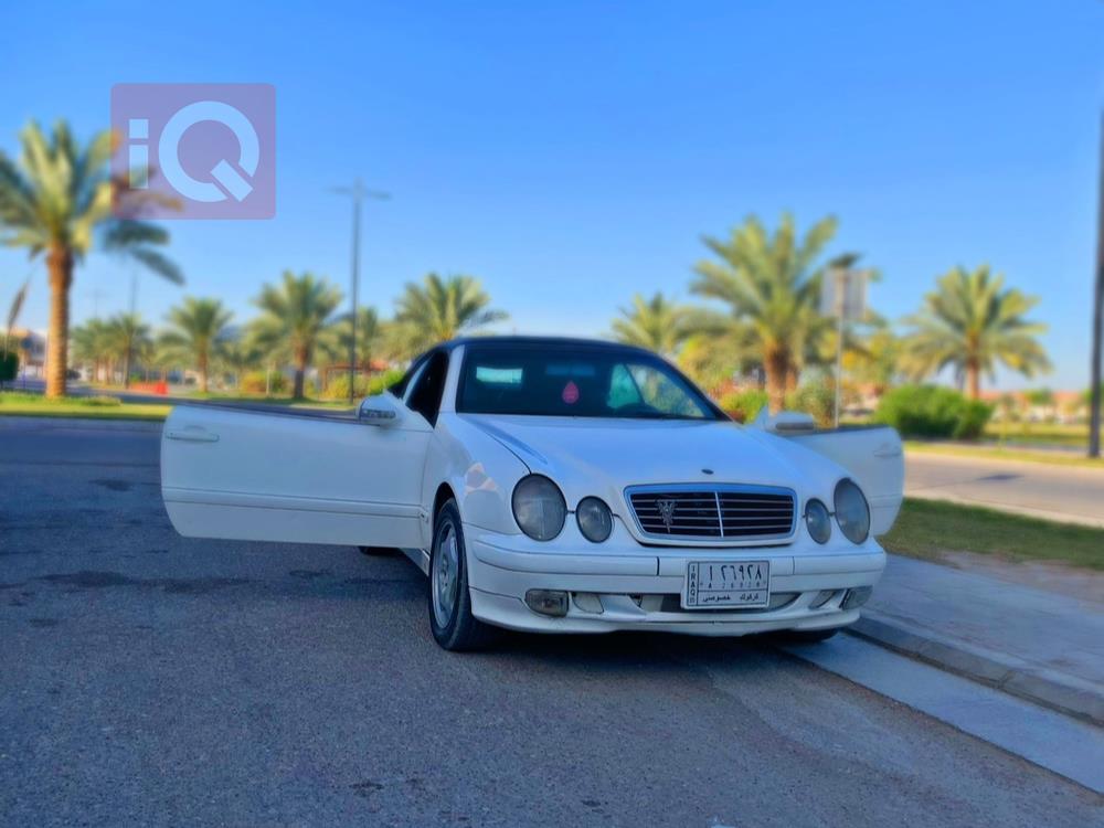 مرسيدس بنز سي إل كيه